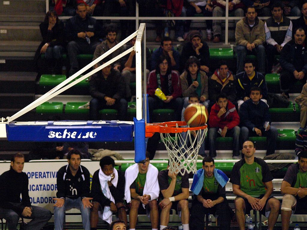 ----- DIPLOMADO EN BALONCESTO